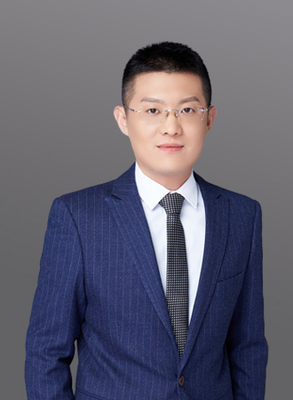 李新华